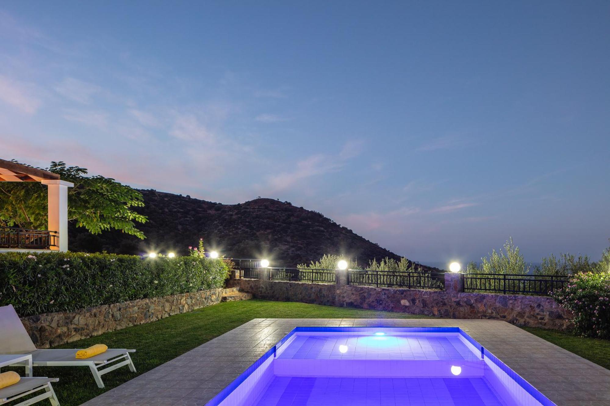 Real Dream Villas, Cretan Gems With Seaviews, By Thinkvilla Bali  Екстер'єр фото