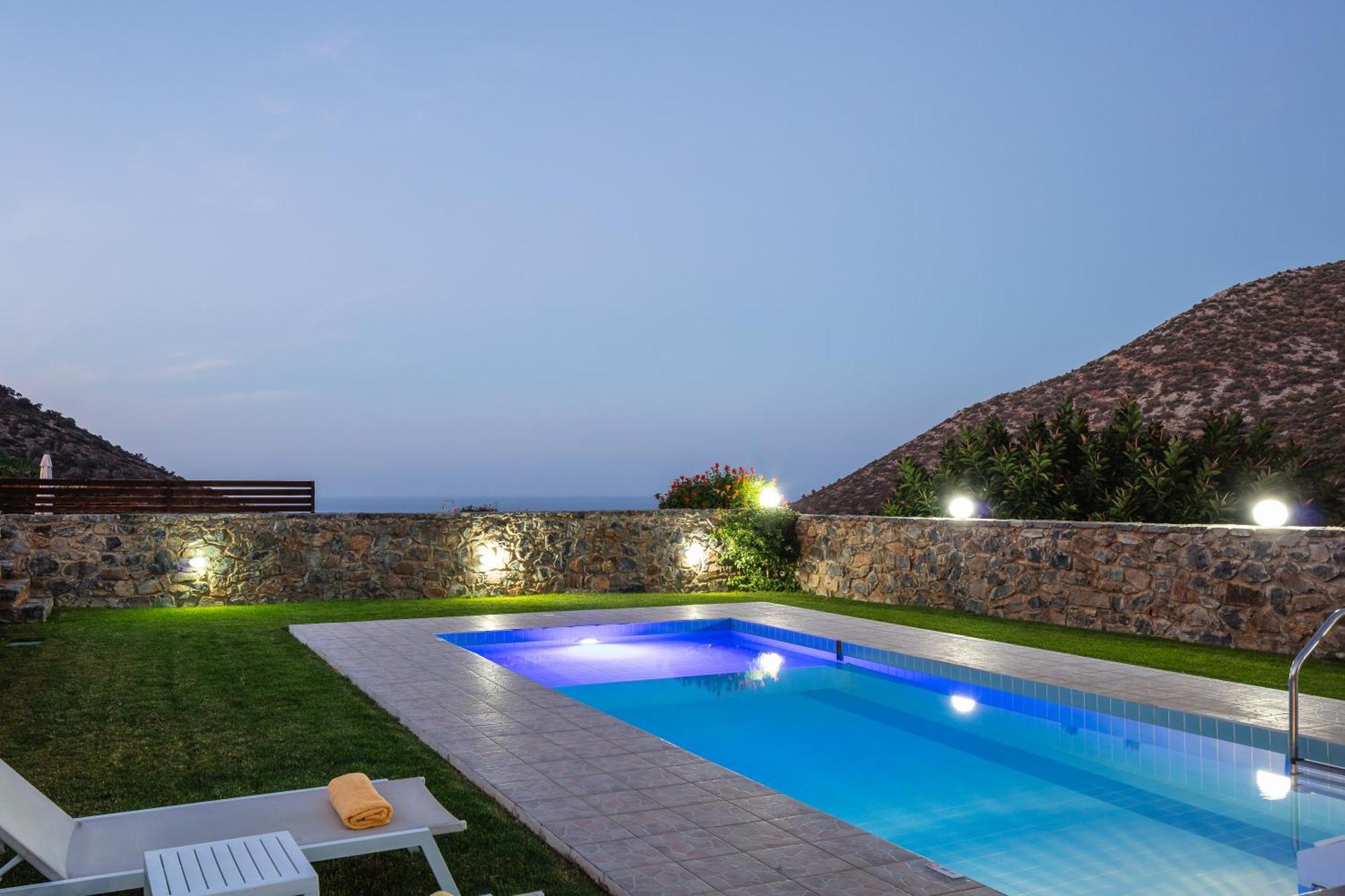 Real Dream Villas, Cretan Gems With Seaviews, By Thinkvilla Bali  Екстер'єр фото